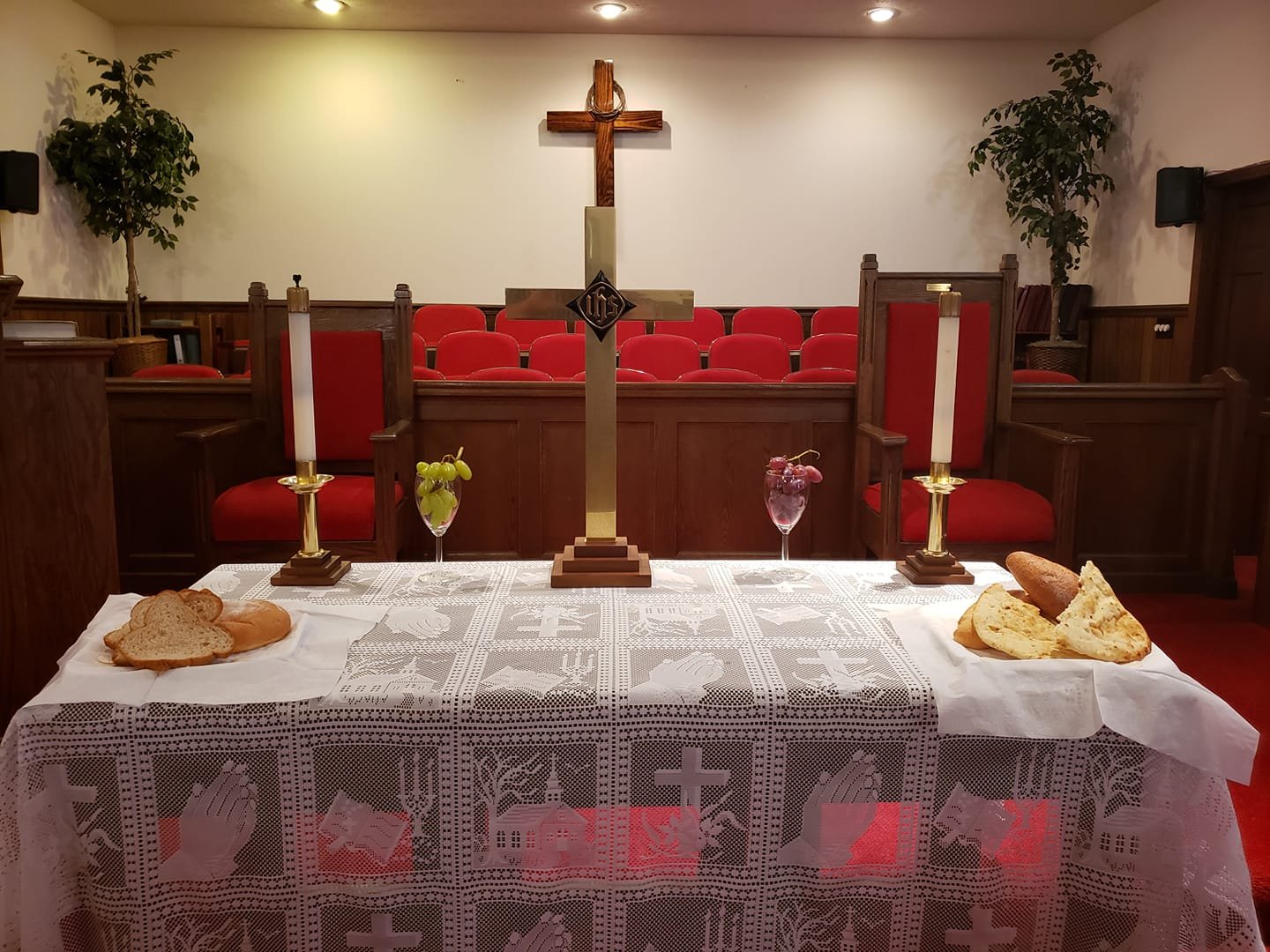 Communion at McKee's Chapel